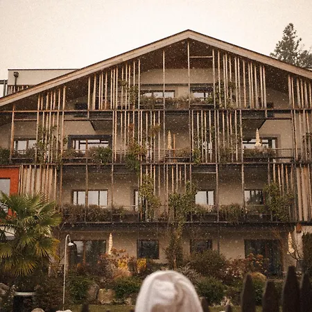 شقة فندقية Hosler 4*