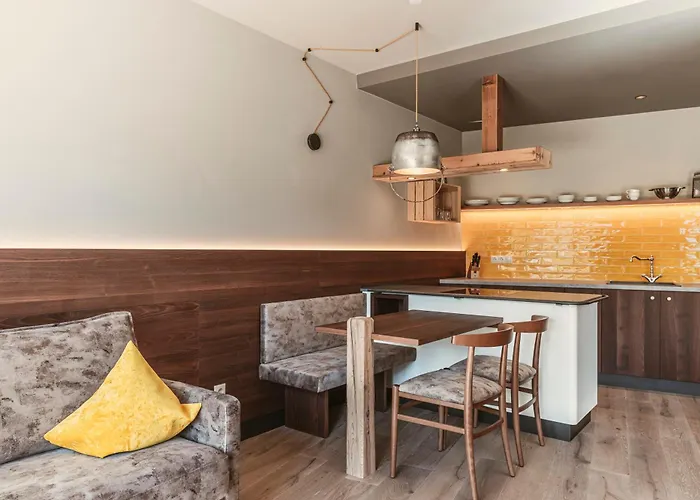 Hosler Apart Otel Merano