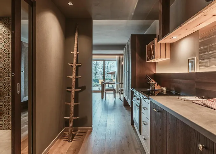 Hosler 4* ميرانو